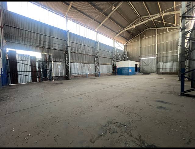 7,786M² FACTORY TO LET IN STEELEDALE